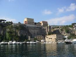 Sorrento, torna la balneabilità a Marina Grande e a Marina Piccola 