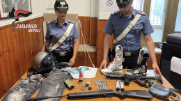 Trans e operatori ecologici feriti, denunciati due giovani