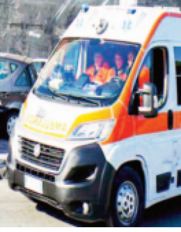 Non gli piace l’ospedale, sequestra l’ambulanza
