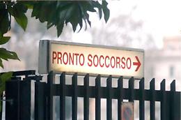 Troppo rumore, lui protesta e gli spaccano un braccio