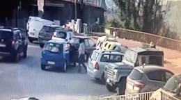 Capo Posillipo, ripreso mentre sversa rifiuti illegalmente