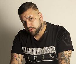 Concerto di Niko Pandetta con dedica ai boss, aperta l'inchiesta. «Pronte le sanzioni»