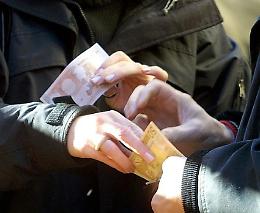 Tassi del 260% a piccoli artigiani, arrestato usuraio