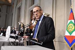 Cottarelli: «Senza fiducia voto dopo agosto»