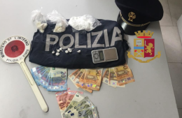 Calata Capodichino, droga in casa: coniugi in manette
