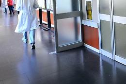 Infermiera aggredita in ospedale dai familiari di un paziente
