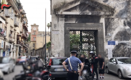 Corretto uso del casco, controlli al Rione Sanità