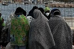 Migranti, tregua a Lampedusa: nessuno sbarco nella notte. In hotspot oltre 3.500 persone