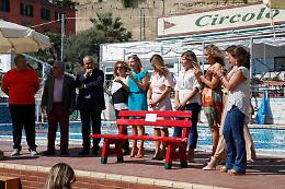 Al Circolo Posillipo installata una panchina rossa