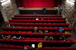 Covid, da Cts via libera aumento capienza stadi, teatri e cinema