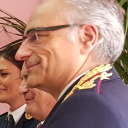 Castellammare di Stabia. Pizzo di Natale, il Commissariato Ps a commercianti e imprenditori: attivate l'app YouPol