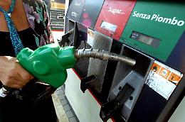 Carburanti, ancora in aumento prezzi benzina e diesel