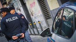 Picchia e violenta la moglie, marito arrestato