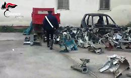 Scoperto riciclaggio di pezzi d'auto rubate