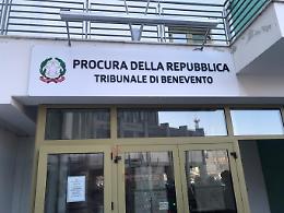 Aggredisce la compagna per strada: arrestato