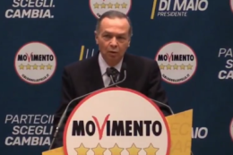 Candidato e affondato: l'ammiraglio si ritira