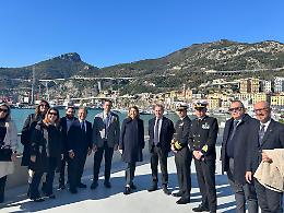 Consolato generale Usa in visita al porto di Salerno
