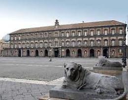 Museo archeologico e Palazzo reale domani aperti fino alle 13