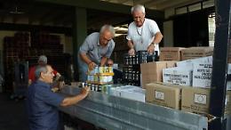 Portici. Distribuiti generi alimentari agli indigenti