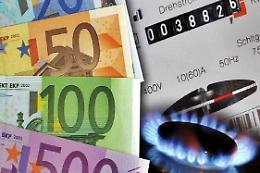 Aumenti da record: stangata luce e gas dal 1° luglio 
