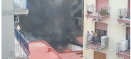 Castellammare, incendiato deposito delle Poste centrali 