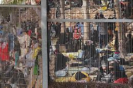 Migranti, 3.593 in hotspot Lampedusa: tregua negli sbarchi
