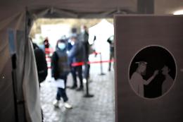 Coronavirus, in Italia 33 vittime e 5.335 nuovi positivi