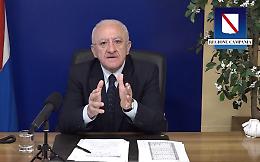 De Luca: così rischiamo nuove chiusure