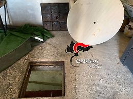 Sigarette di contrabbando nascoste nel bunker, due arresti