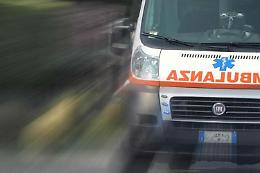 Civitanova Marche, bimbo di 2 anni precipita da balcone: è grave