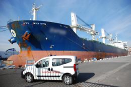 Violazione delle norme di sicurezza, cargo maltese bloccato a Napoli