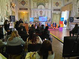Festival delle Culture a Giugliano: rivoluzione nei servizi ai cittadini stranieri grazie al progetto "Community building city"