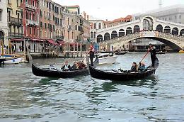 «Bisogna mettere una bomba al Ponte di Rialto». «Sì, buttiamo una bomba»