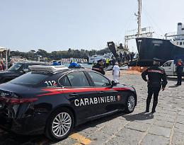 Si finge carabiniere per truffare anziani, scatta la denuncia