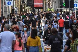 Campania in bilico tra zona gialla e arancione: oggi la decisione