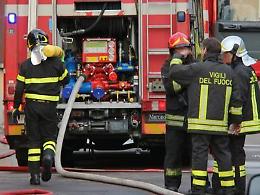 Donna muore nell'incendio della sua abitazione
