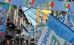 Festa per lo scudetto a Napoli, maxischermi nelle piazze: niente stop alle auto