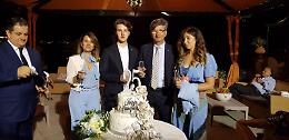 Nicola e Olga Longobardi, brindisi a una felicità che festeggia le nozze d'argento