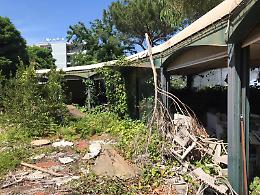 “Le Terrazze” a Posillipo, Comune sotto accusa