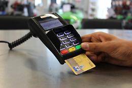 Cashback sospeso per 6 mesi, riparte a gennaio