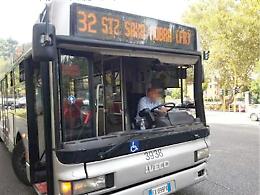 Roma, altro autista di bus aggredito e ferito