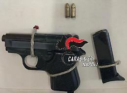 Pistola a salve e accertamento balistico, arrestato 22enne