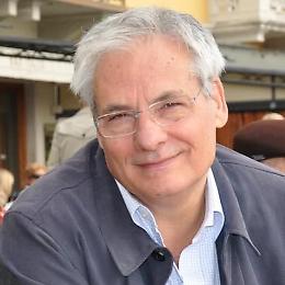 Casavatore, sfiduciato il sindaco Luigi Maglione
