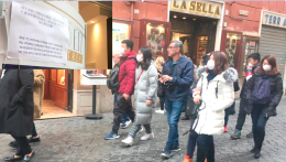 Coronavirus, un autobus di cinesi fermato a Cassino: la comitiva era stata in escursione a Sorrento