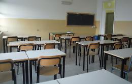 I figli non vanno a scuola: scattano le denunce ai genitori