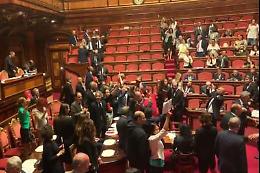 Pd occupa banchi di governo in Senato