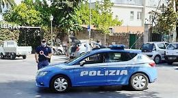 Tentano di fuggire ai controlli, due giovani in manette
