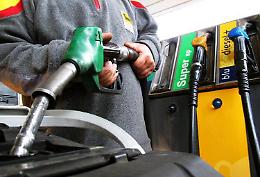 Benzina, prezzo in forte rialzo: ai massimi da luglio 2022. Oggi incontro al Mimit