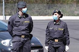 Coronavirus, controlli a Napoli: 32 denunce e 39 segnalazioni