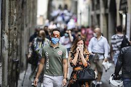Covid: nuovi contagi scendono sotto quota mille, 6 morti